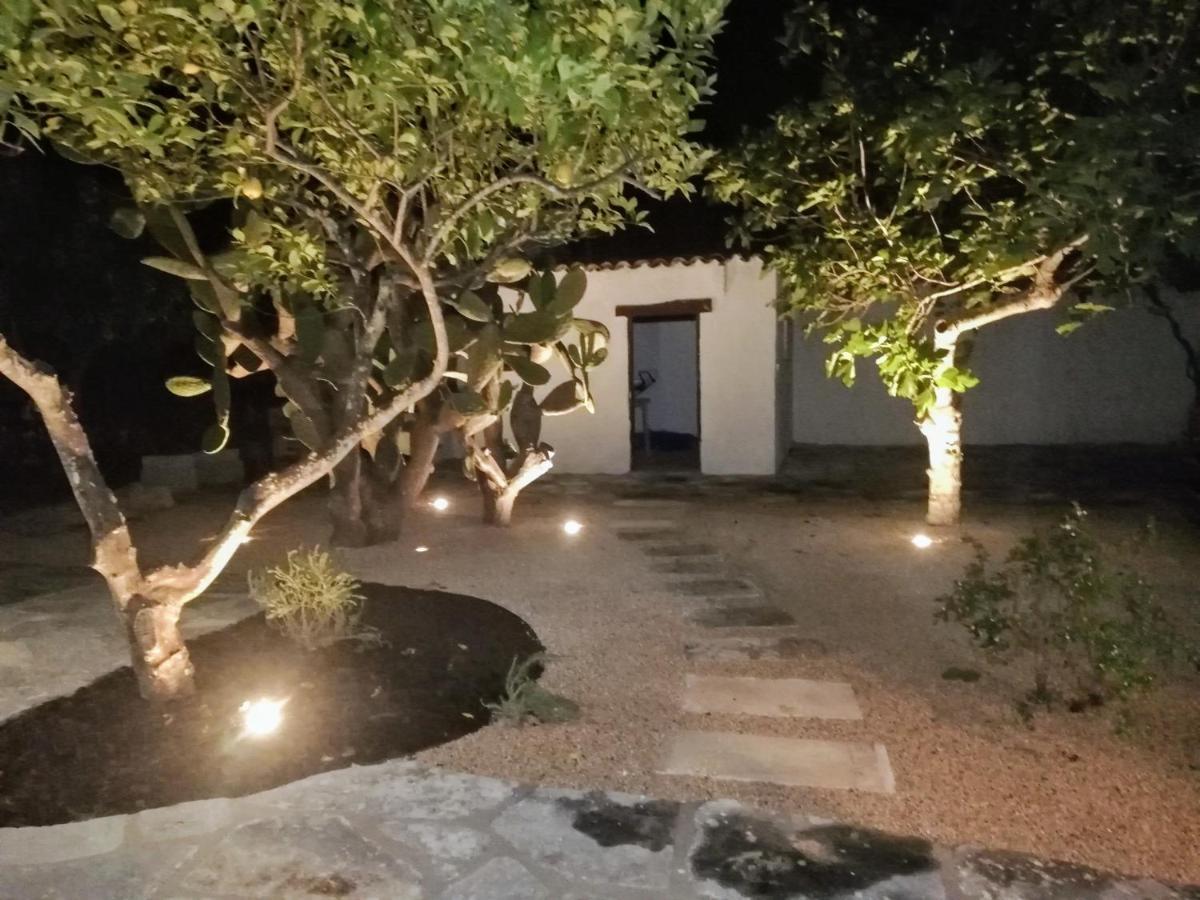 Villa Memia Lendinuso Buitenkant foto
