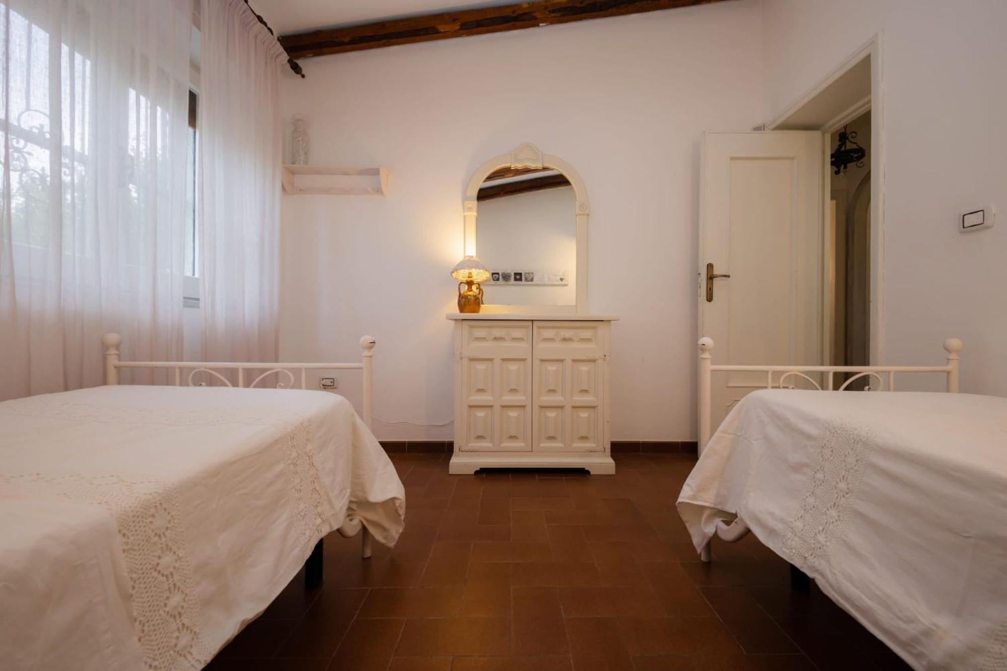 Villa Memia Lendinuso Buitenkant foto